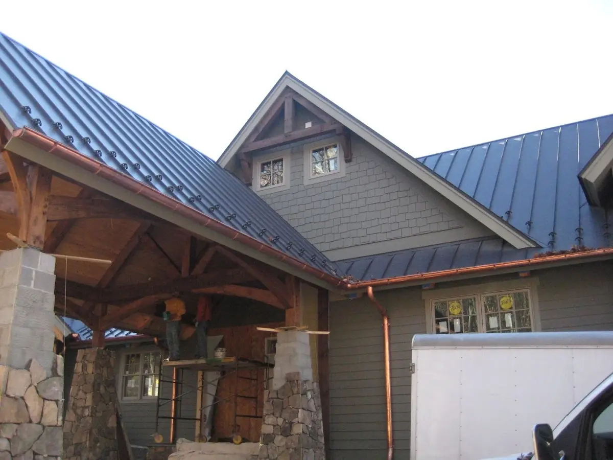 Craftsman Roofing team delivering quality roofing work in Downtown Long Beach